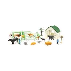  Country Life Large Farm Playset   Cows Toys & Games