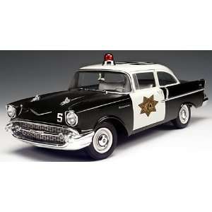  1957 Chevy 150   Police   1/18 Scale Toys & Games