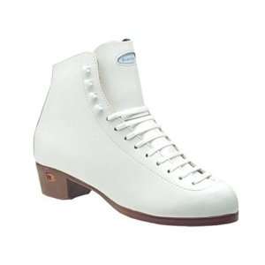  Riedell 120 Award White boots   Size 6   Medium Sports 