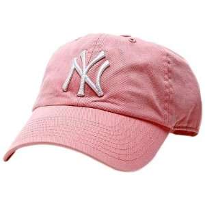  New York Yankees Womens Cleanup Rose CapRose