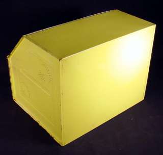 BREAD BOX METAL PIE SAFE TIN 1950’s RETRO COTTAGE CHIC  