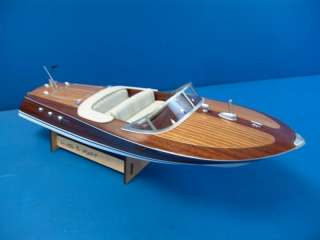 Pro Boat Volere 22 EP Electric R/C Classic Wooden Runabout AM 27MHz 