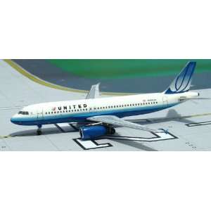   United Airlines Final A 320 Model Airplane 