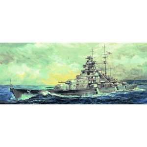   Scale Models 1/700 German Bismarck Battleship 1941 Kit Toys & Games