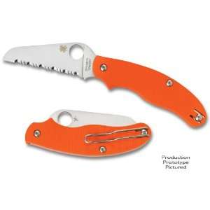 Spyderco UK Pen Rescue Knife 3 S30V Serrated Sheepfoot Blade, Orange 