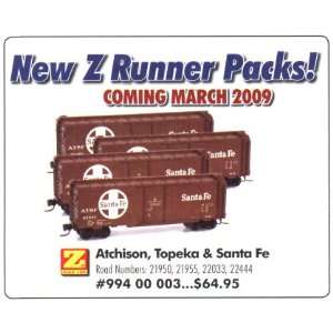   Trains Z 4 Car Runner Pack   AT&SF Santa Fe Boxcars Toys & Games