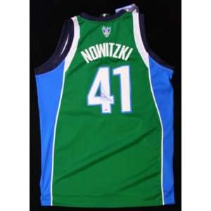 Signed Dirk Nowitzki Jersey   Psa dna   Autographed NBA Jerseys 