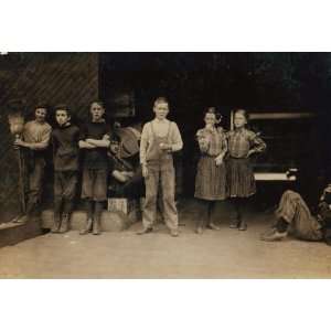  1911 child labor photo A group of young cartoners in 
