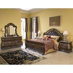    Birkhaven Eastern King Bed   Pulaski 991180 Furniture & Decor