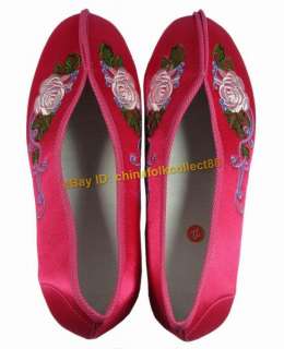 Chinese Girl Embroidered Gum Sole Cloth Shoes  