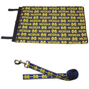  Michigan Wolverines Roll Up Bed & Dog Lead