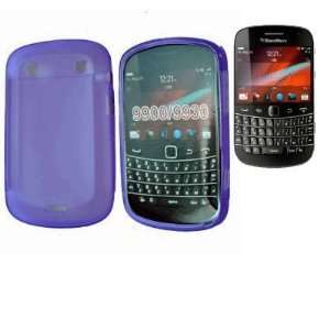   pouch holster with screen guard for blackberry bold 9900 Electronics