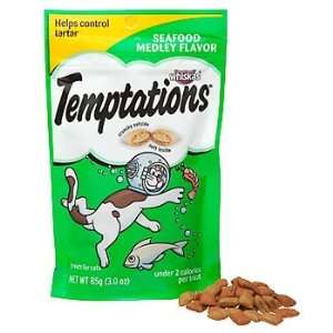   Temptations Seafood Medley Flavour Treats for Cats