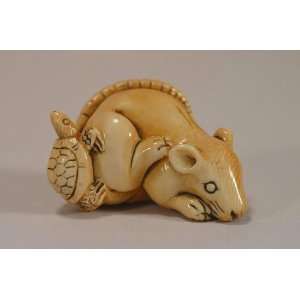  Netsuke Tortoise & Rat