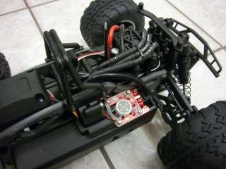 HPI Racing Savage XS Flux 4WD 2 4 CELL LIPO BRUSHLESS SYSTEM PNP 