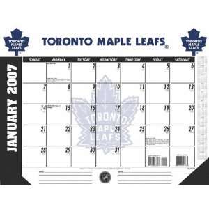  Toronto Maple Leafs 22x17 Desk Calendar 2007 Sports 