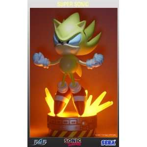    Super Sonic the Hedgehog 15 Statue Exclusive Toys & Games