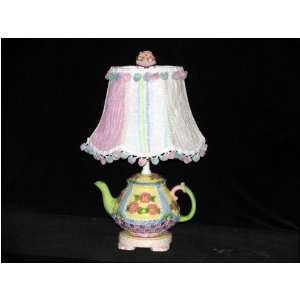  Queens Teapot Lamp