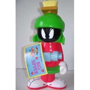   Tunes WB Marvin The Martian Water Bottle Big Sipper Toys & Games