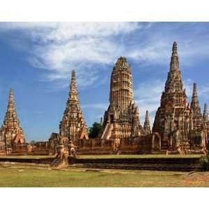  Ruins of Wat Chaiwatthanaram Scenic Photo Baby