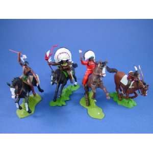   Deetail DSG Toy Soldiers Wild West Indians on Horseback Toys & Games