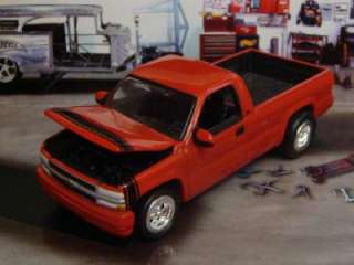 2000 Chevy Silverado Sport Truck 1/64 Scale Limited Edition 4 Detailed 