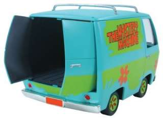 Scooby Doo Mystery Machine Snap Model Kit   Glow   NEW  