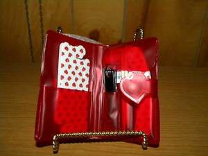 Avon Manicure Set Red Hearts New  