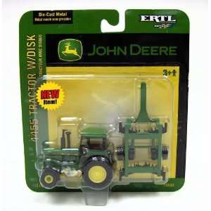  1/64 John Deere 4455 Tractor w/ Disk Toys & Games