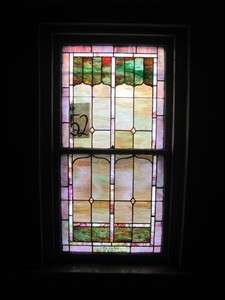 VICTORIAN ANTIQUE PAIR OF STAINED GLASS WINDOWS 10JB52  