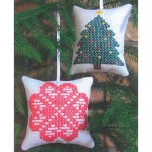  Ornaments 3 Kit   Hearts/Tree (Swedish weaving 