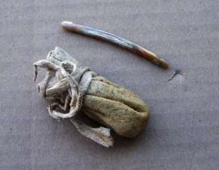   Plateau Indian Hide Small Medicine Bag Shell medicine Piece  