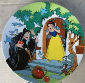 Grolier Disney SNOW WHITE The Witch & The Apple Plate  