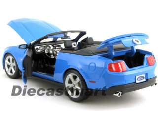 MAISTO 118 2010 FORD MUSTANG GT CONVERTIBLE BLUE  