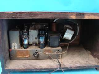 Antique Tube Radio Motorola Model 5T 1 Art Deco AM/SW Wood Case Gold 