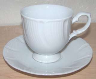 Set of 3 Mikasa Coquille Coffee Cups Saucers and Bread Plates  