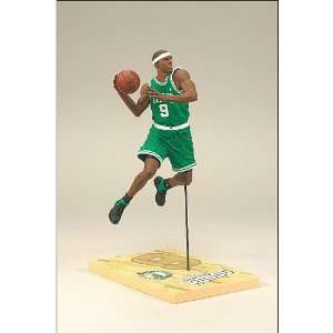   UNIFORM BRONZE COLLECTOR LEVEL CHASE BASKETBALL FIGURE. ONLY 1000 MADE