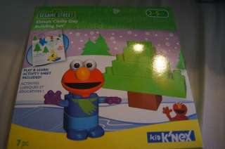 New Sesame Street Elmos Chilly Day Building Set KNex  