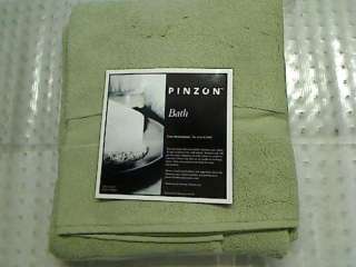 Pinzon Luxury 820 Gram Cotton Bath Towel, Sage  