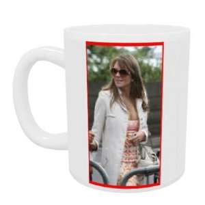  Liz Hurley   Mug   Standard Size