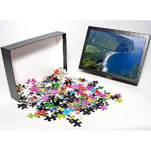  Puzzle of View of Waipio Valley from Robert Harding Toys & Games