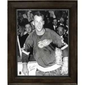 GORDIE HOWE Signed Framed 34 x 28 Canvas WGA LE 19   Autographed NHL 
