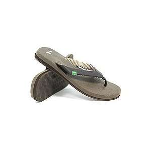  Sanuk Yoga Mat (Brown) 6   Sandals 2011