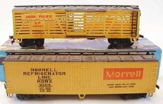 Lot of 18 HO Model Train Set Railroad Cars Rolling Stock Box Tanker 