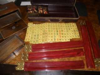 Antique Vtg Estate Bakelite MahJong Set 5 Marble Red Trays 136 Tiles 