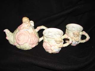 Avon Porcelain Angel & Roses Designed Tea Pot with Mugs  