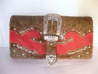 This is a beautiful purse and wallet set   perfect for a gift or to 