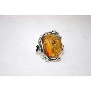   Genuine Amber and Sterling Silver Ring 17.4 Grams 
