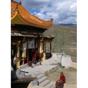  A Tibetan Nunnery at Garze, Sichuan Province, China 